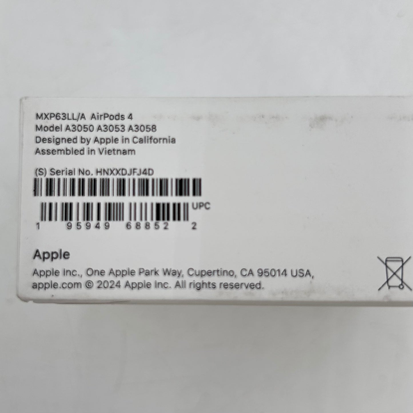 New Apple AirPods 4th Gen with Charging Case A3050 A3053 A3058 MXP63LL/A