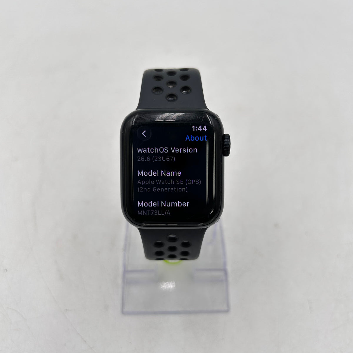 GPS Only Apple Watch SE 2nd Gen 40MM Midnight Aluminum Nike Sport Band MNT73LL/A