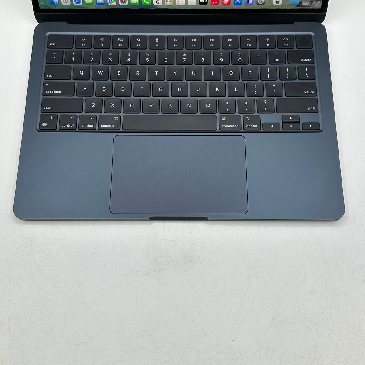 2024 Apple Macbook Air 13.6" M3 8C GPU 4.0GHz 8GB RAM 256GB SSD A3113
