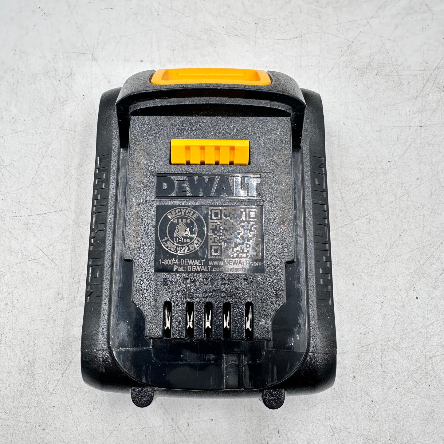 DeWalt DCD777 20V MAX 1/2" (13mm) Cordless Drill Driver