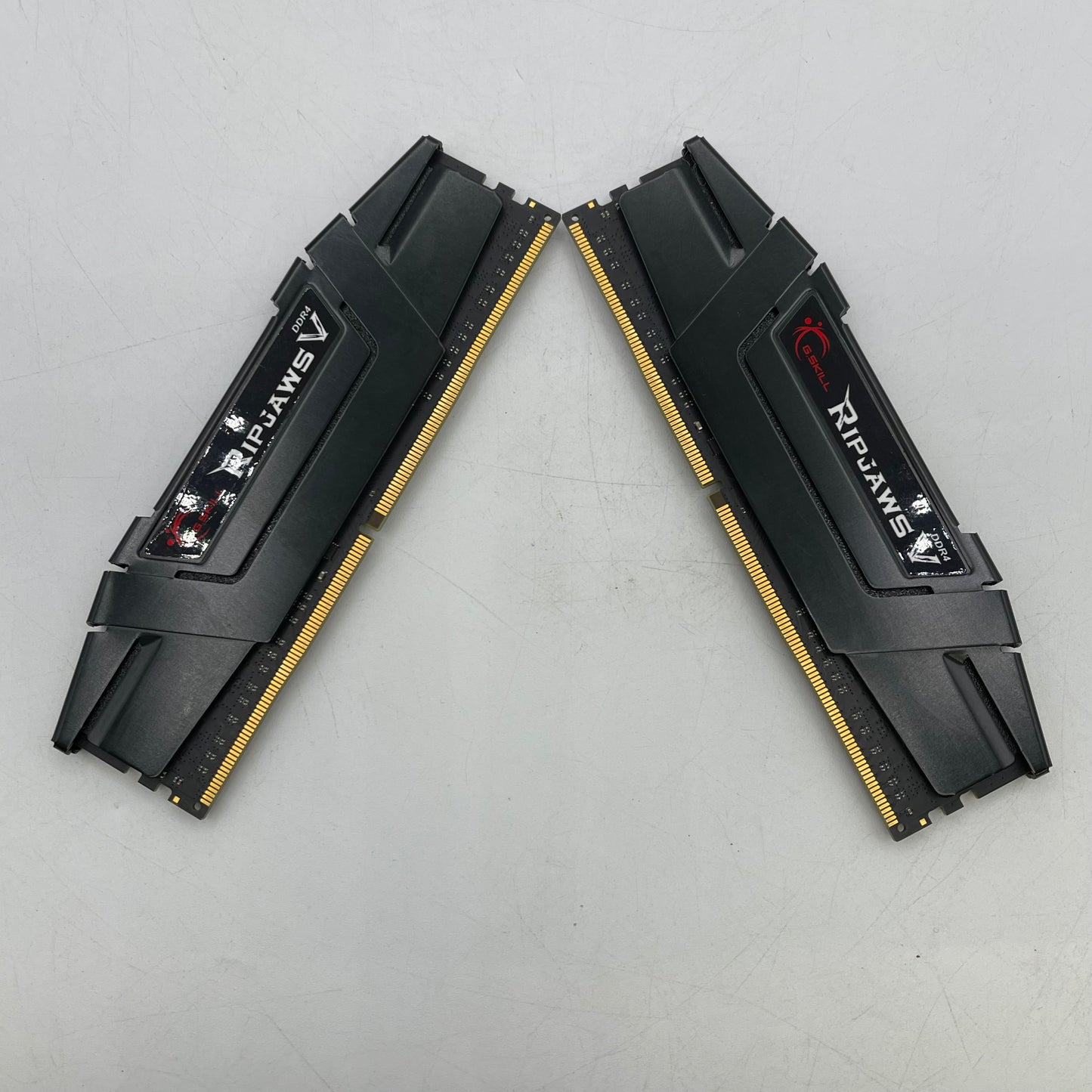 G.Skill Ripjaws V 16GB (2x8GB) RAM DDR4 3600MHz F4-3600C18D-16GVK