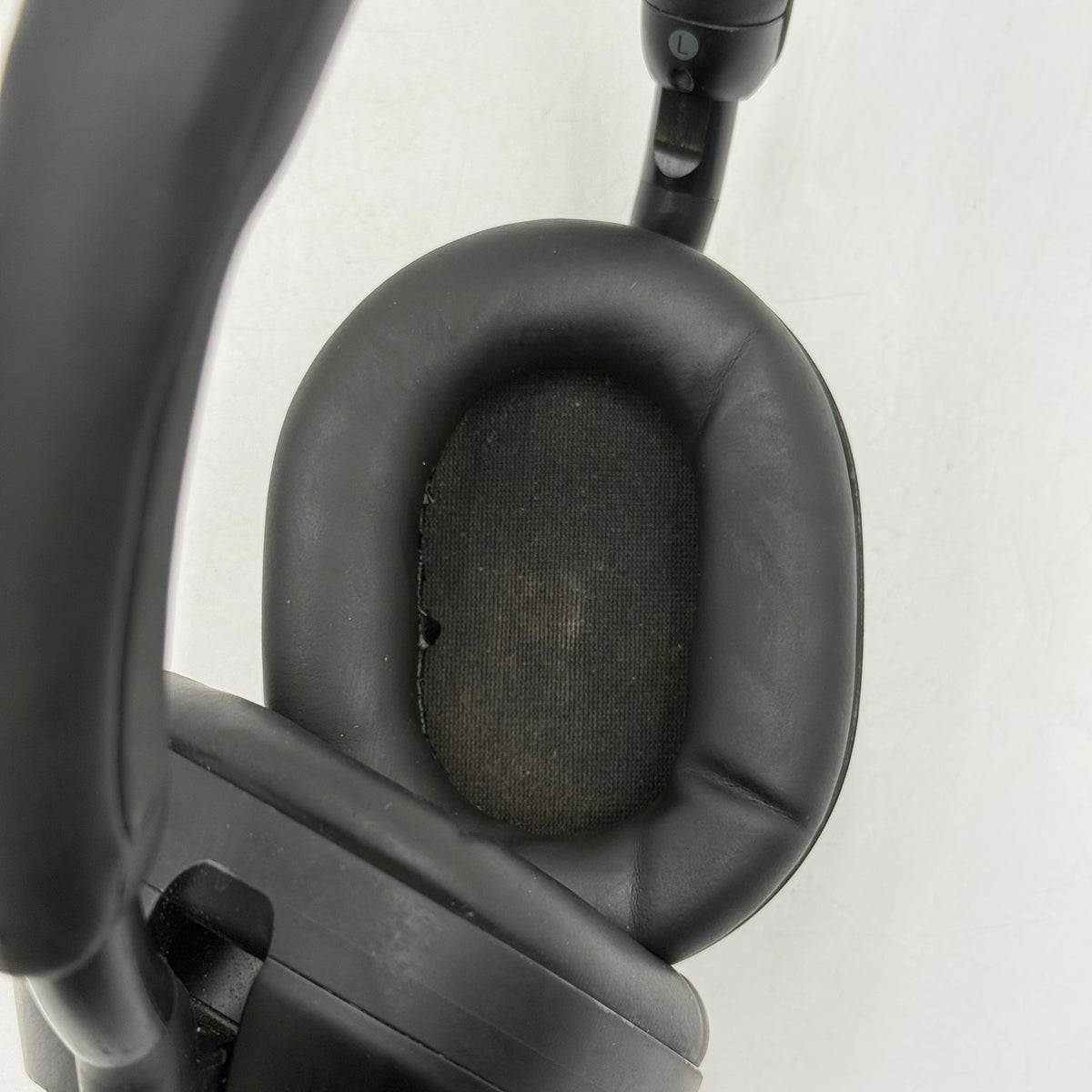 Sony WH-1000XM5 Noise-Cancelling Over-Ear Bluetooth Headphones Black YY2954