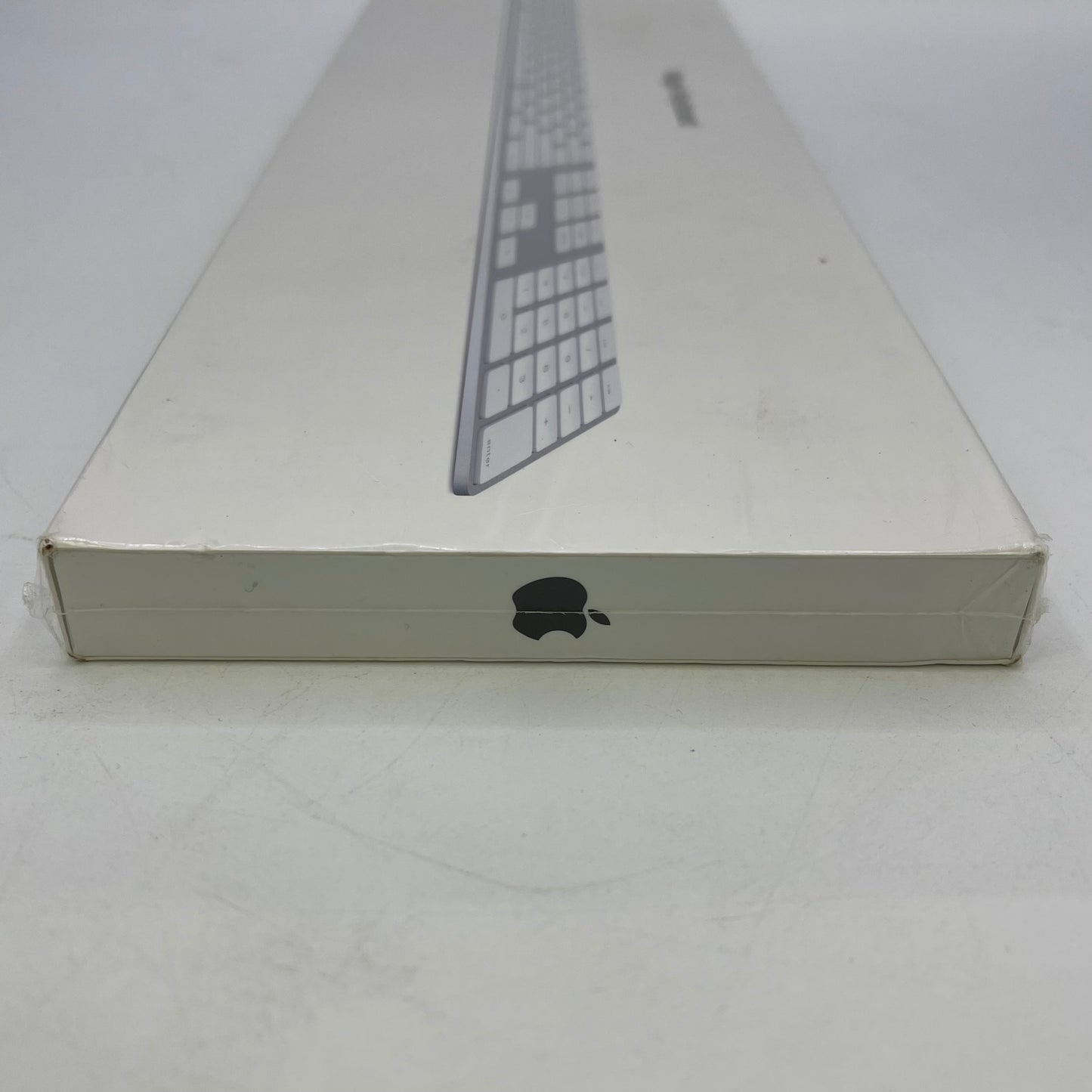 New Apple Magic Keyboard With Numeric Keypad White A1843