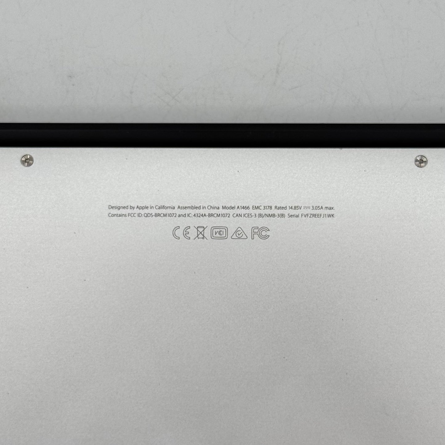 2017 Apple MacBook Air 13.3" i5 1.8GHz 8GB RAM 128GB SSD Silver A1466