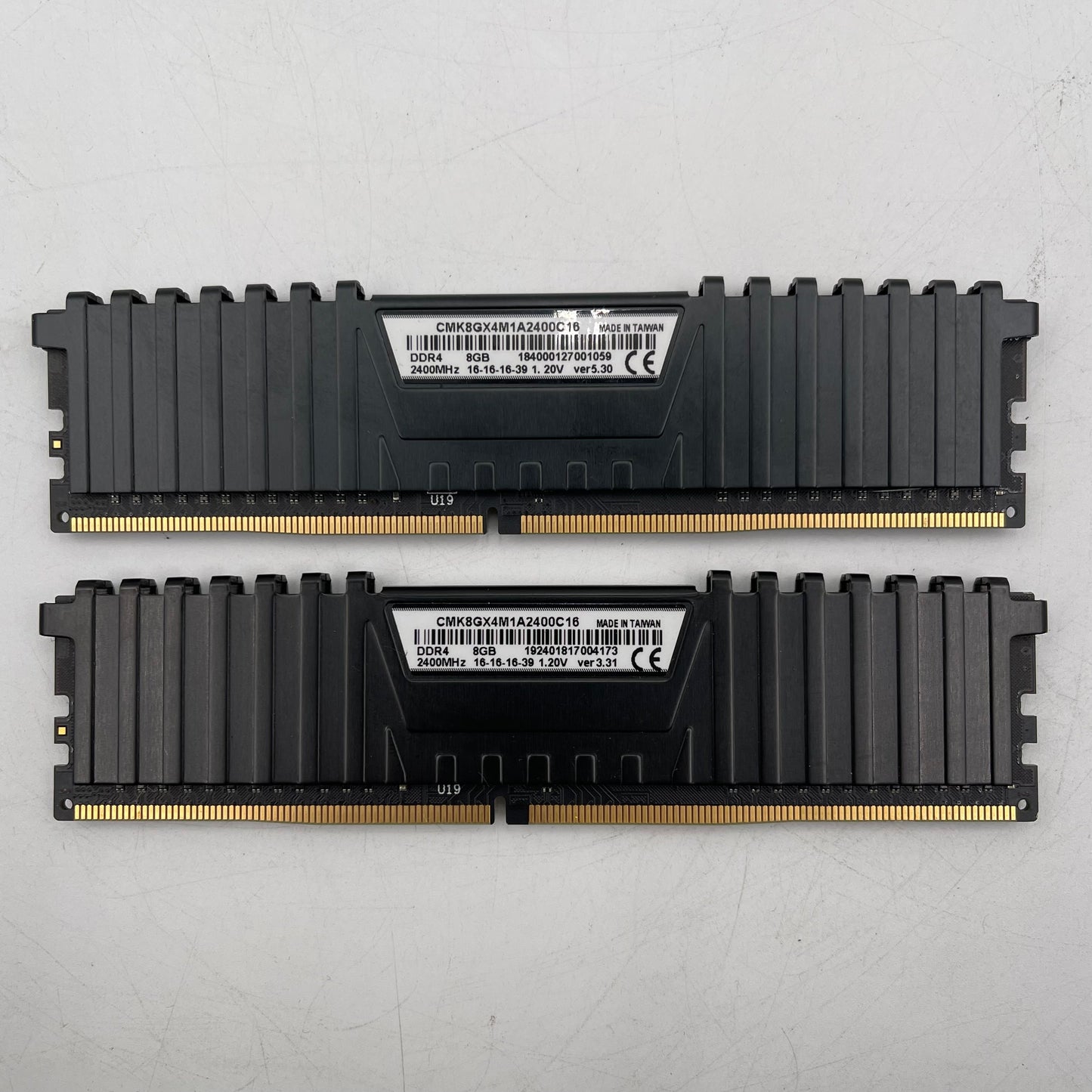 Corsair Vengeance LPX 16GB (2x8GB) RAM DDR4 2400MHz CMK8GX4M1A2400C16