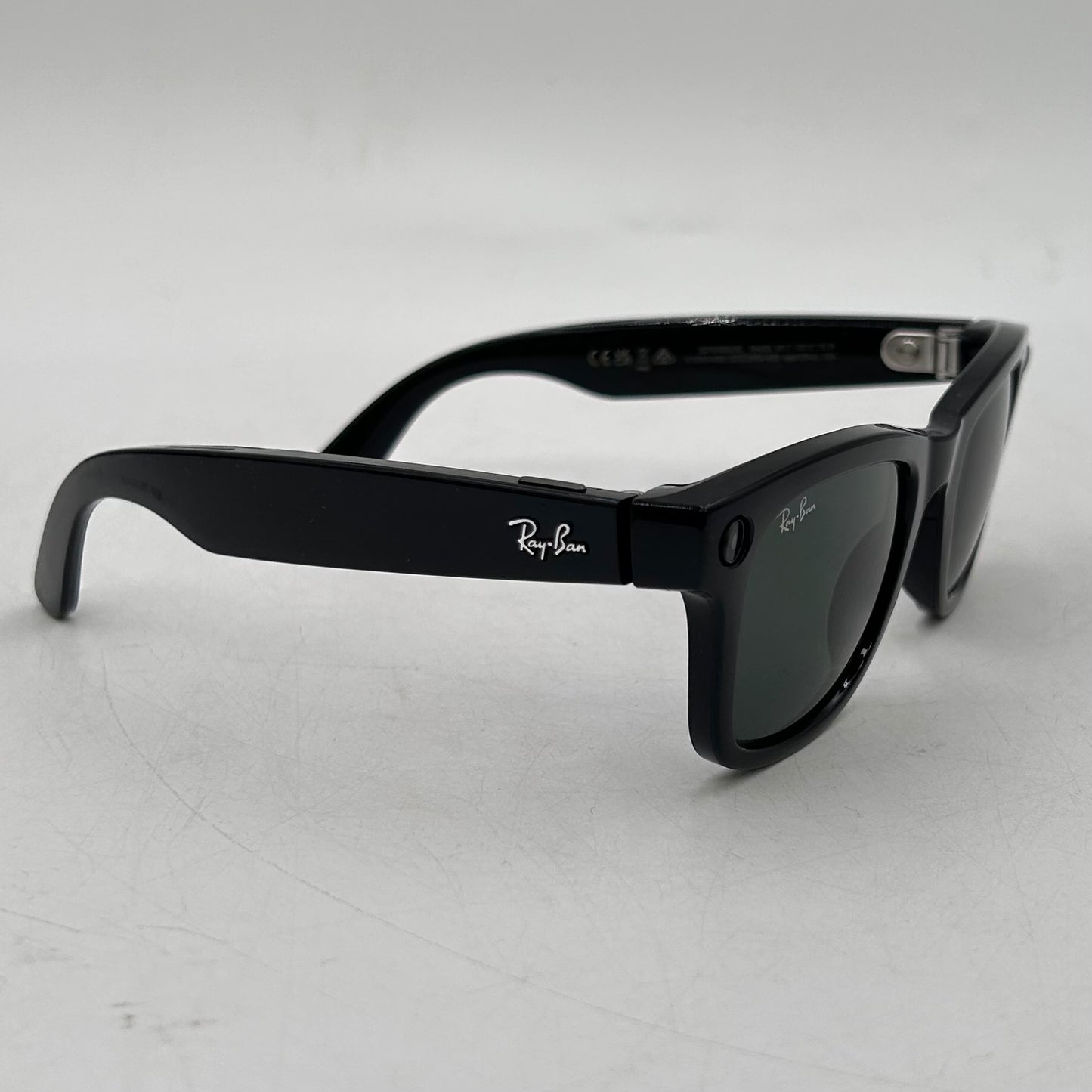 Ray-Ban Meta Wayfarer Gen 1 Shiny Black Standard RW4006 601/71 AI Smart Glasses