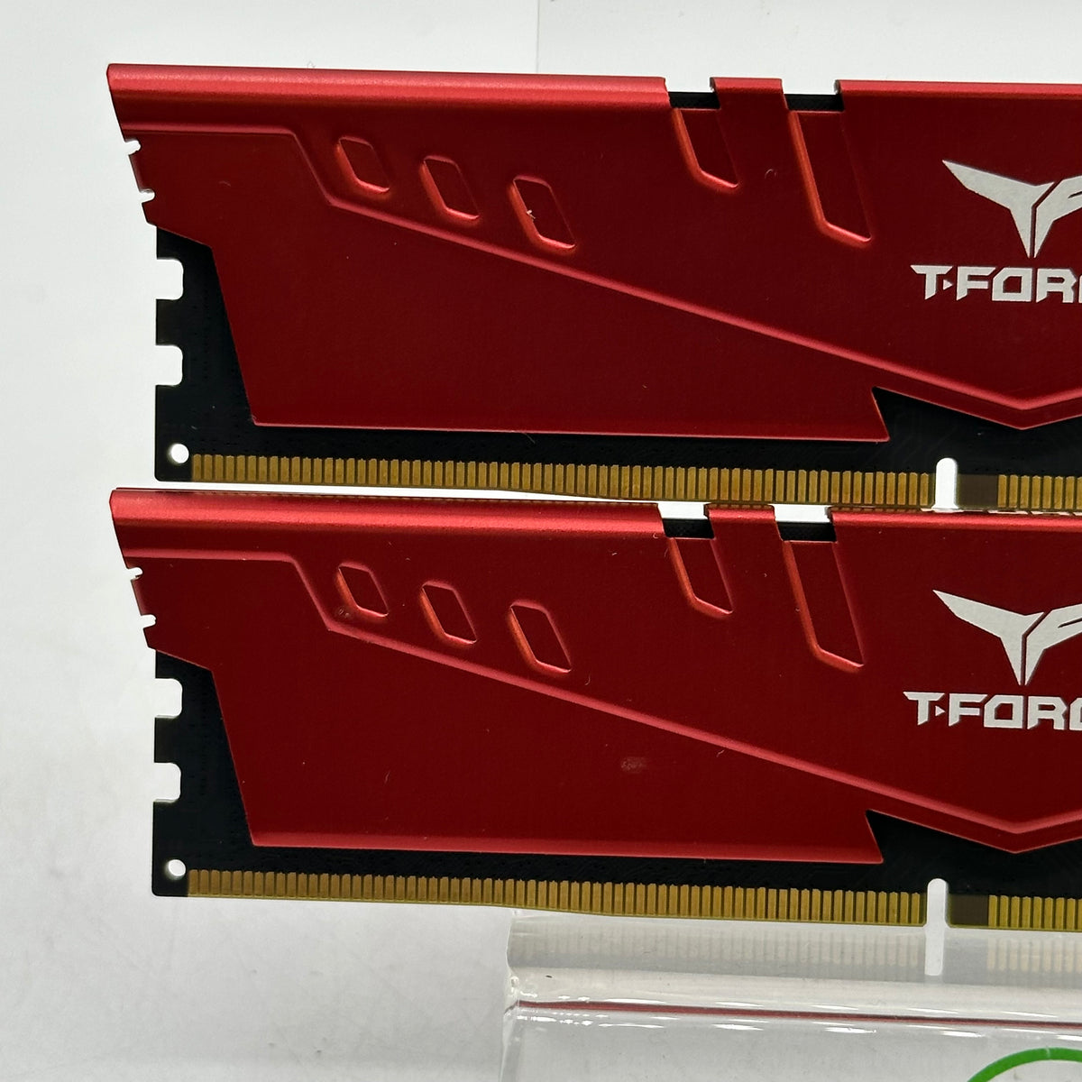 TeamGroup T-Force Vulcan 16GB (2x8GB) RAM DDR4 3200MHz TLZRD48G3200HC16FBK