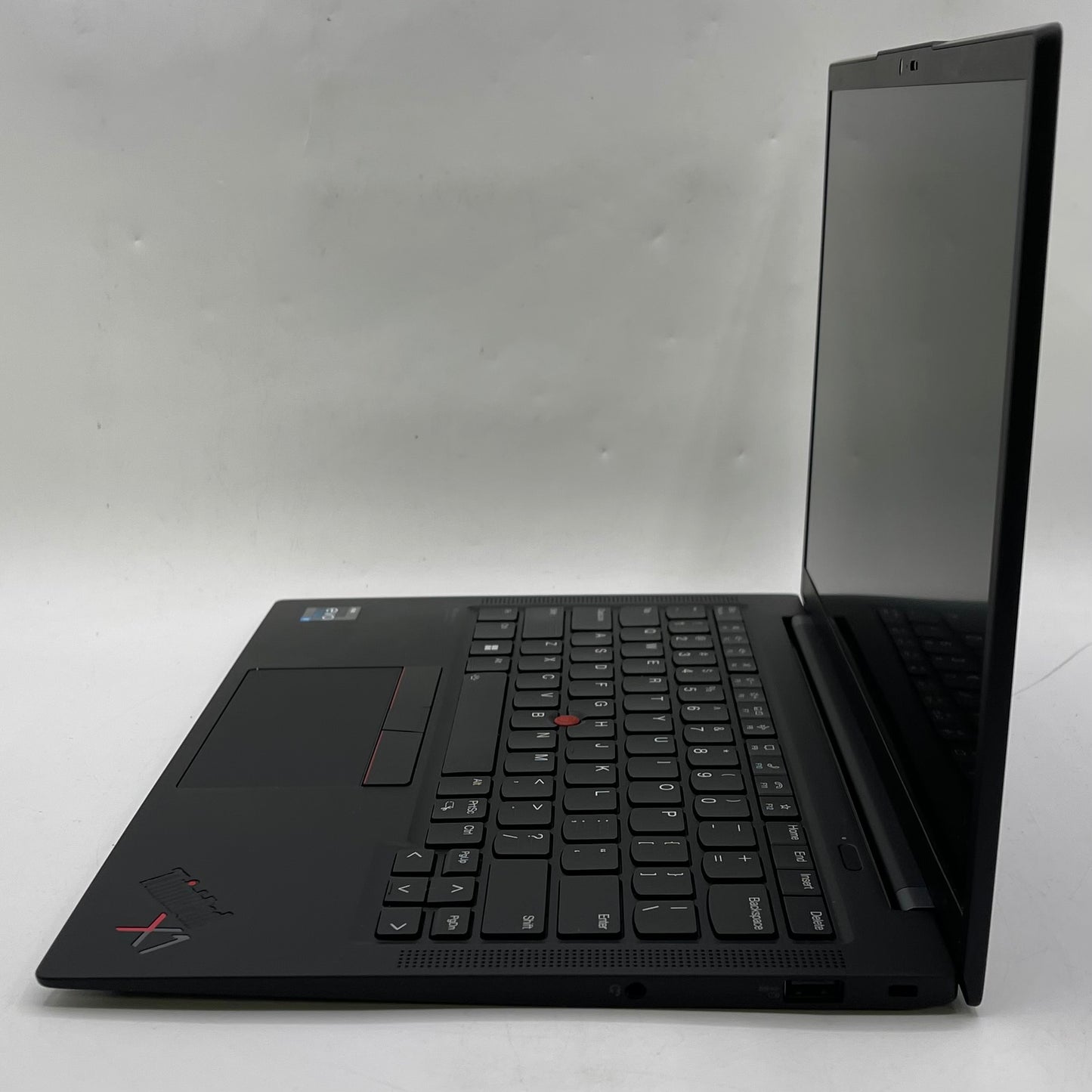 Lenovo ThinkPad X1 Carbon Gen 10 21CB-000CUS 14" i7-1260P 2.4GHz 32GB RAM No SSD