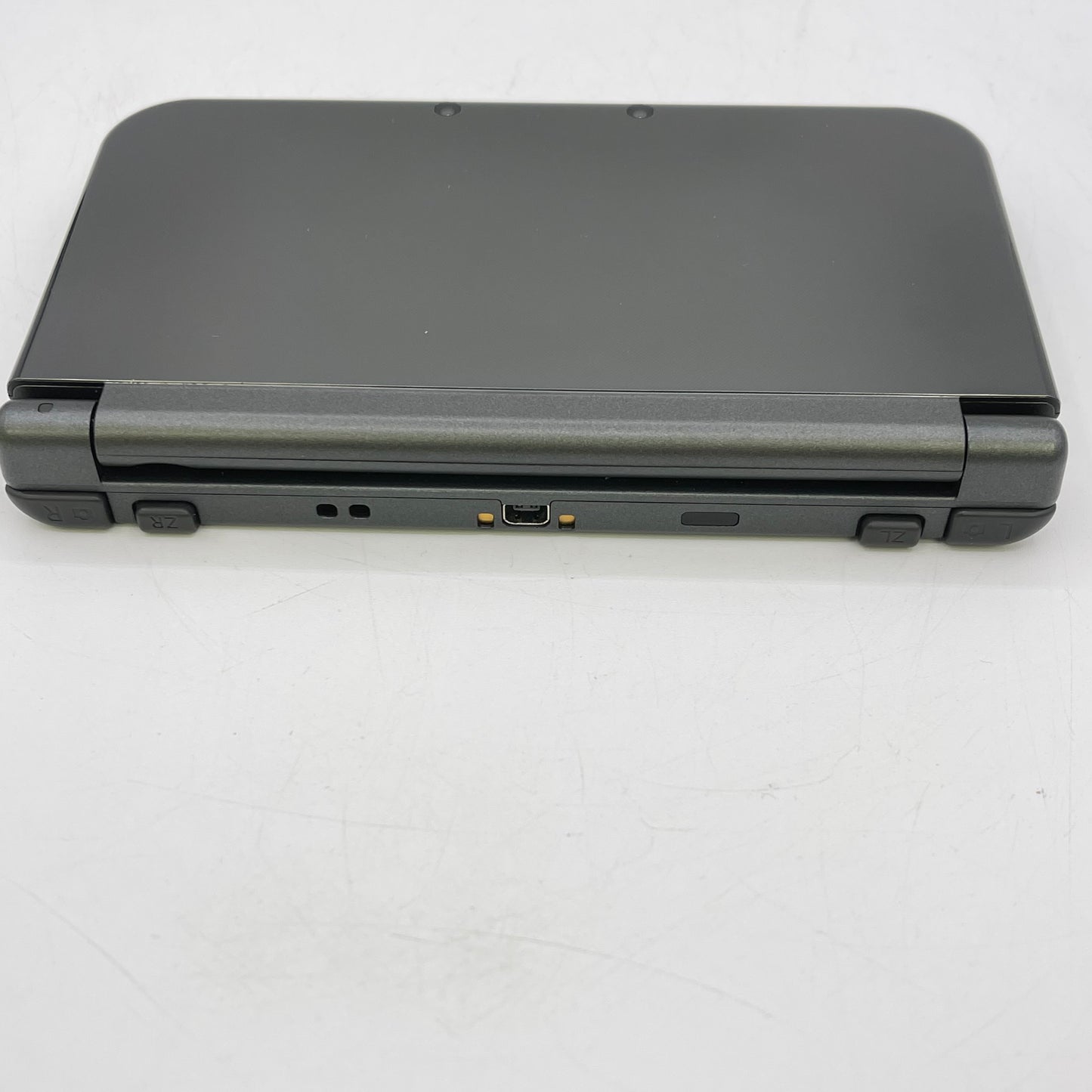 Nintendo 3DS XL Handheld Game Console RED-001 Metallic Gray