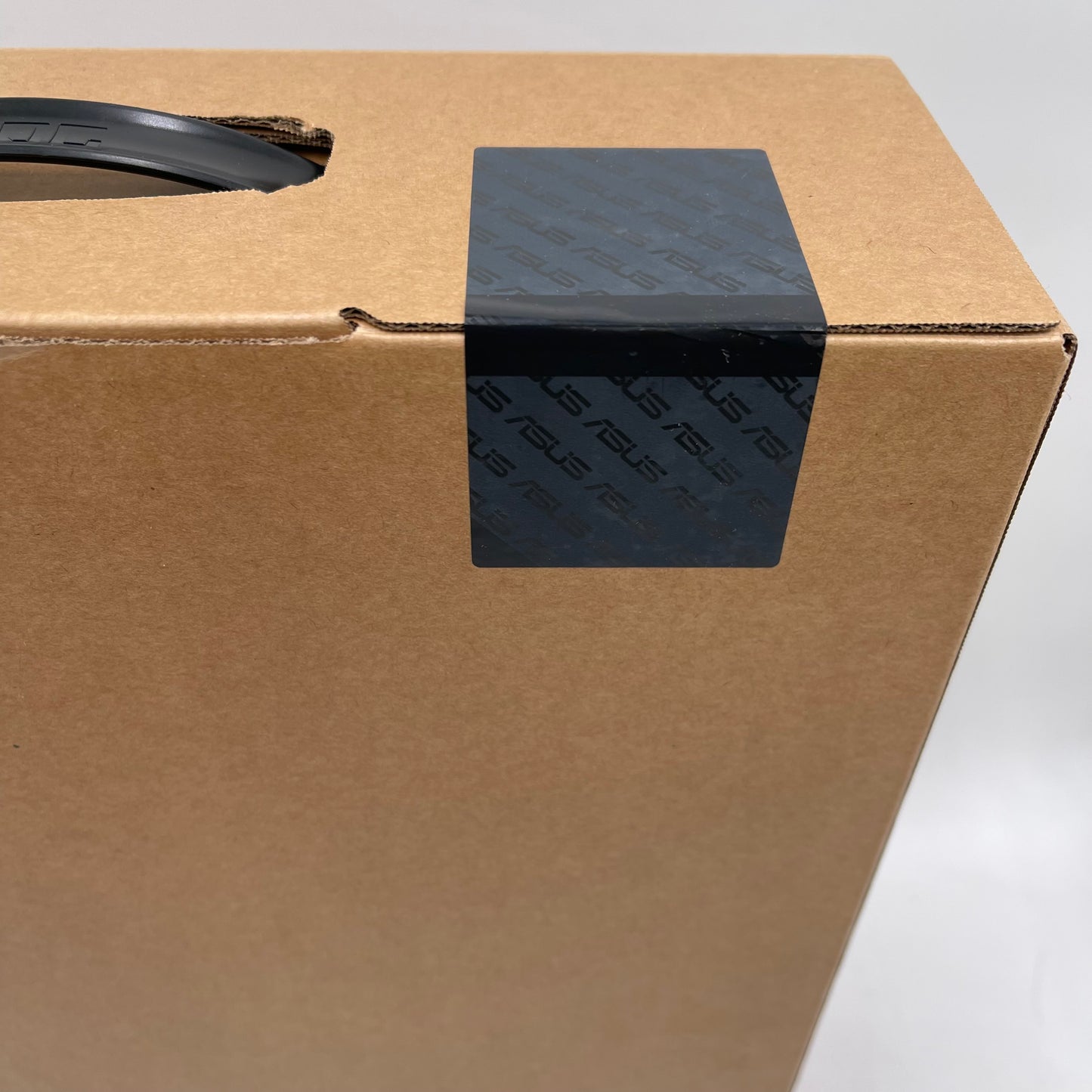 New Asus ROG Strix G16 G614P 16" Ryzen 9 8940HX 16GB RAM 1TB SSD RTX 5070