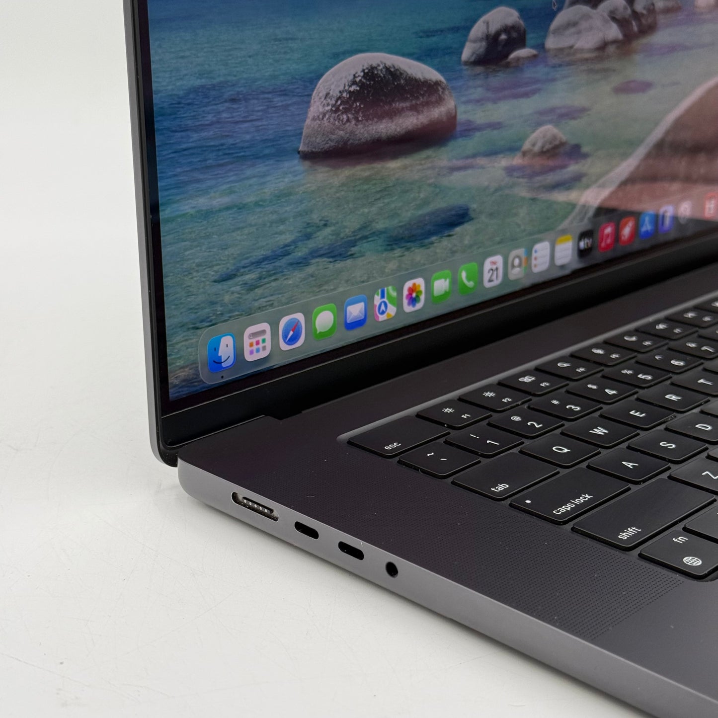 2024 Apple MacBook Pro 16" M4 Max 40C GPU 4.5GHz 48GB RAM 1TB SSD A3186