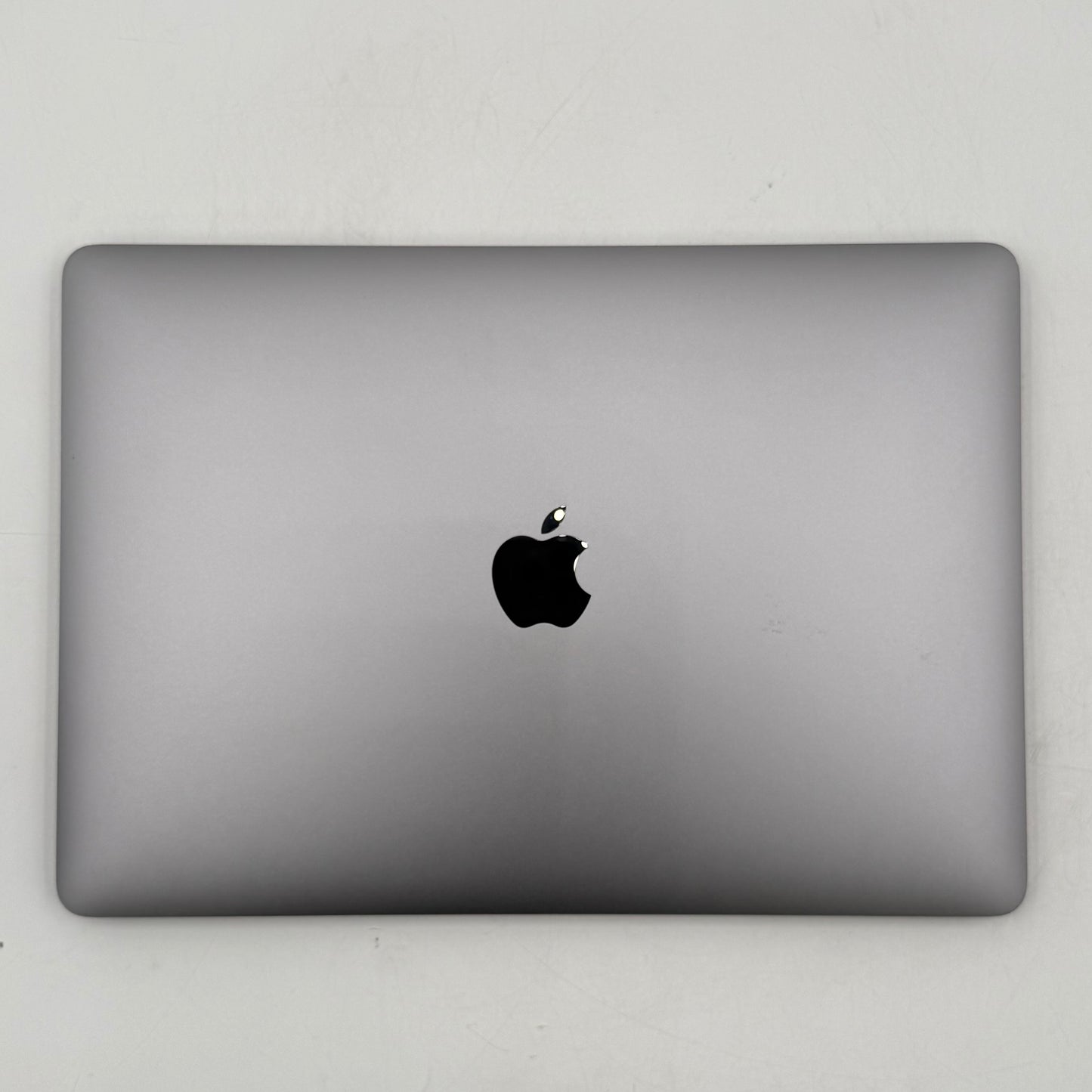 2020 Apple MacBook Pro 13.3" i5 2.0GHz 16GB RAM 512GB SSD Space Gray A2251