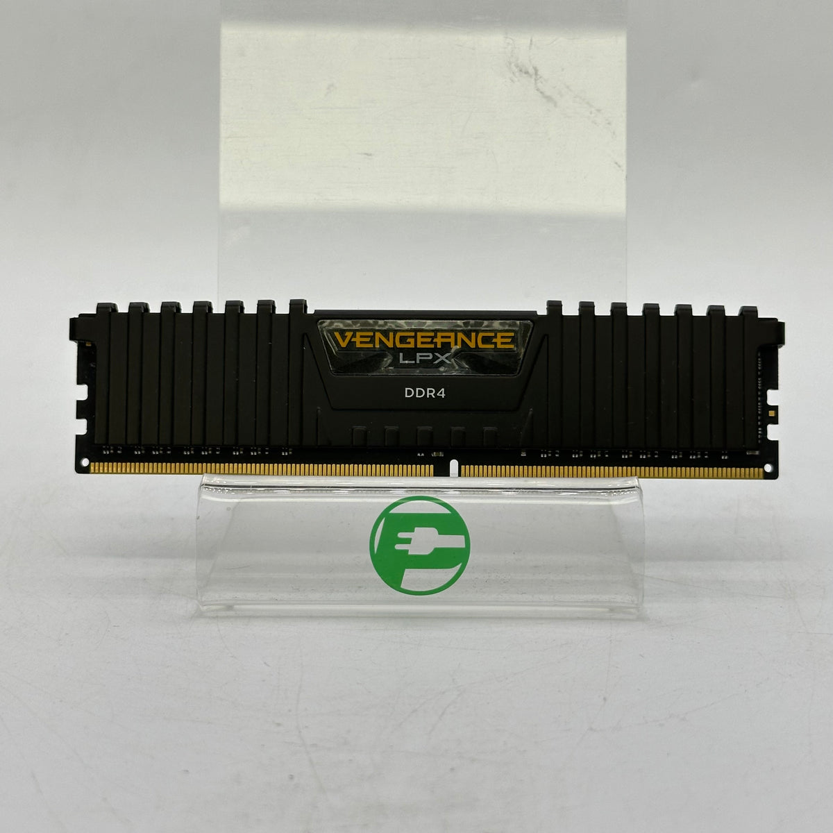 Corsair Vengeance 8GB (1x8GB) RAM DDR4 3200MHz CMK16GX4M2B3200C16