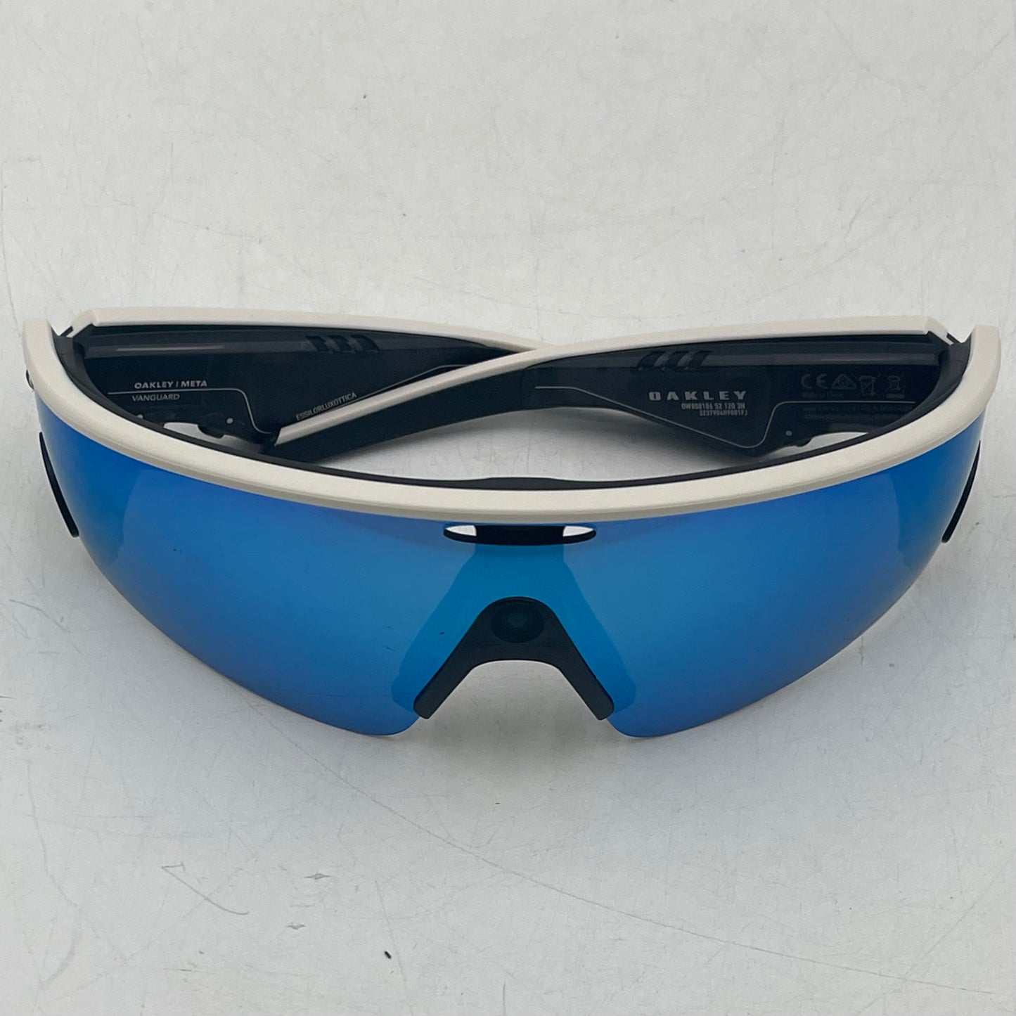 Oakley Meta Vanguard White Prizm OW8001-0652 AI Smart Glasses