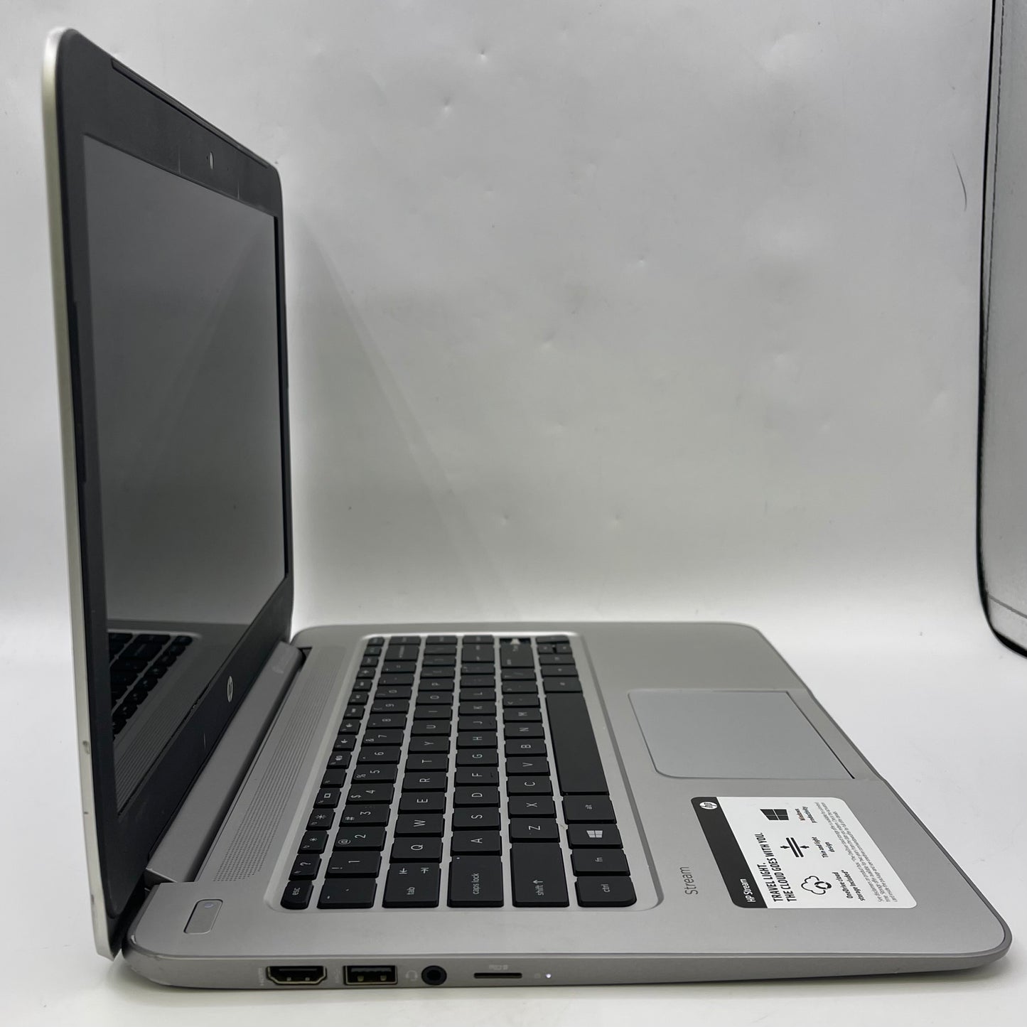 HP Stream 14-Z010NR 14" A4 Micro-6400T 1.0GHz 2GB RAM 32GB eMMc