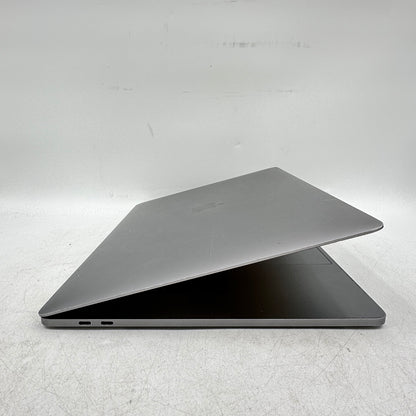 2017 Apple MacBook Pro 15" i7-7700HQ 2.8GHz 16GB RAM 256GB SSD Space Gray READ