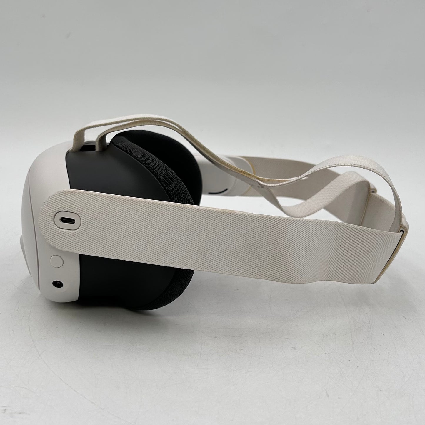 Meta Quest 3 512GB Standalone All-in-One VR Headset S3A