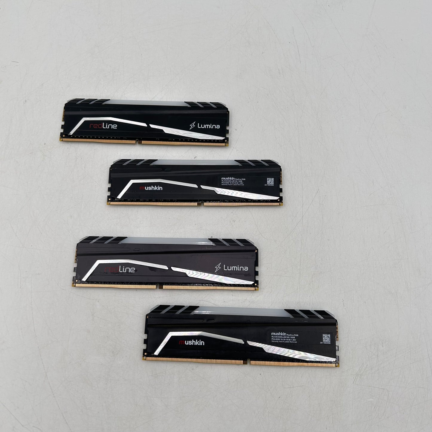 Mushkin Enhanced Redline RGB 64GB (4x16GB) RAM DDR4 3200MHz MLA4C320GJJM16G