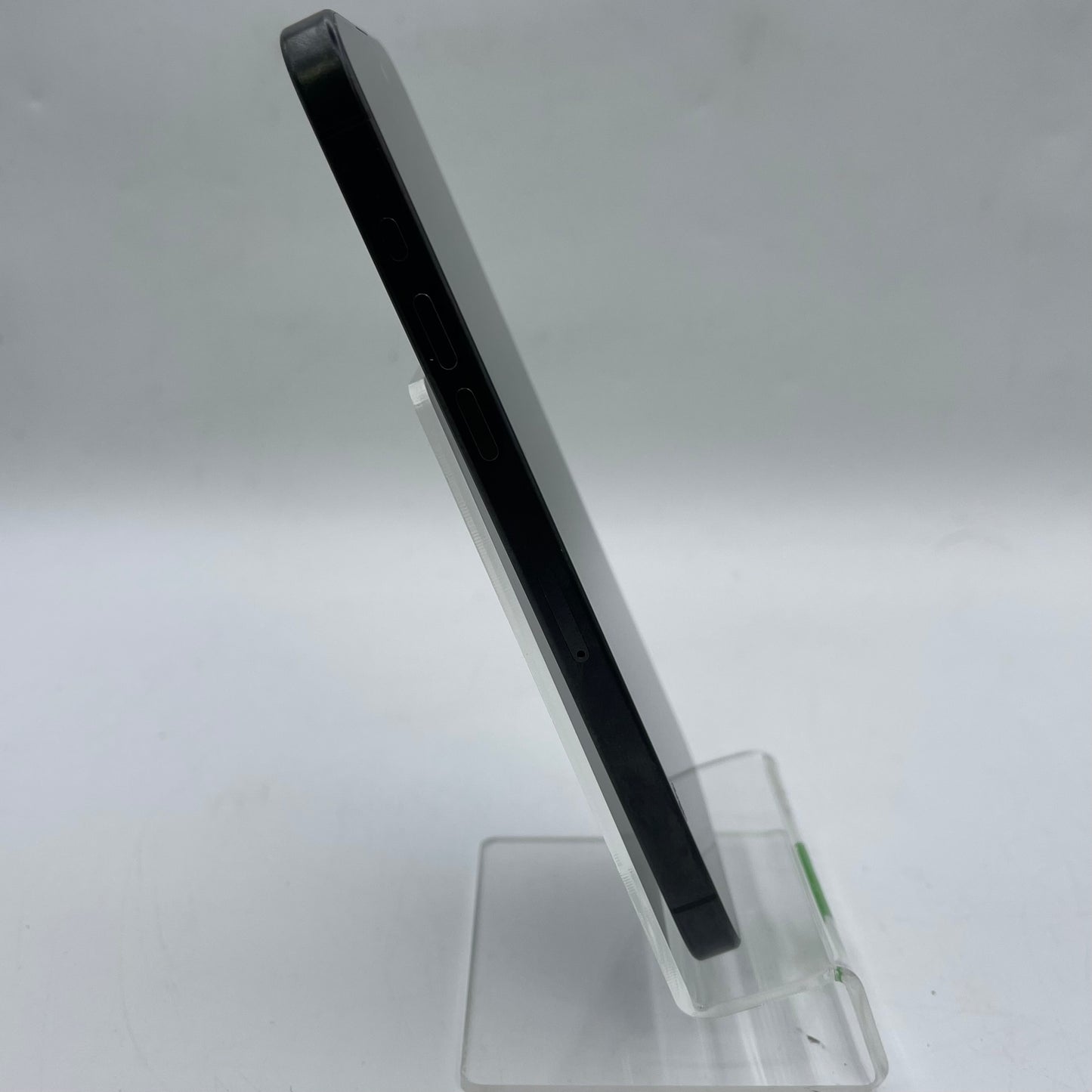 Factory Unlocked Apple iPhone 15 Pro Max 512GB Black Titanium MU7C3ZD/A