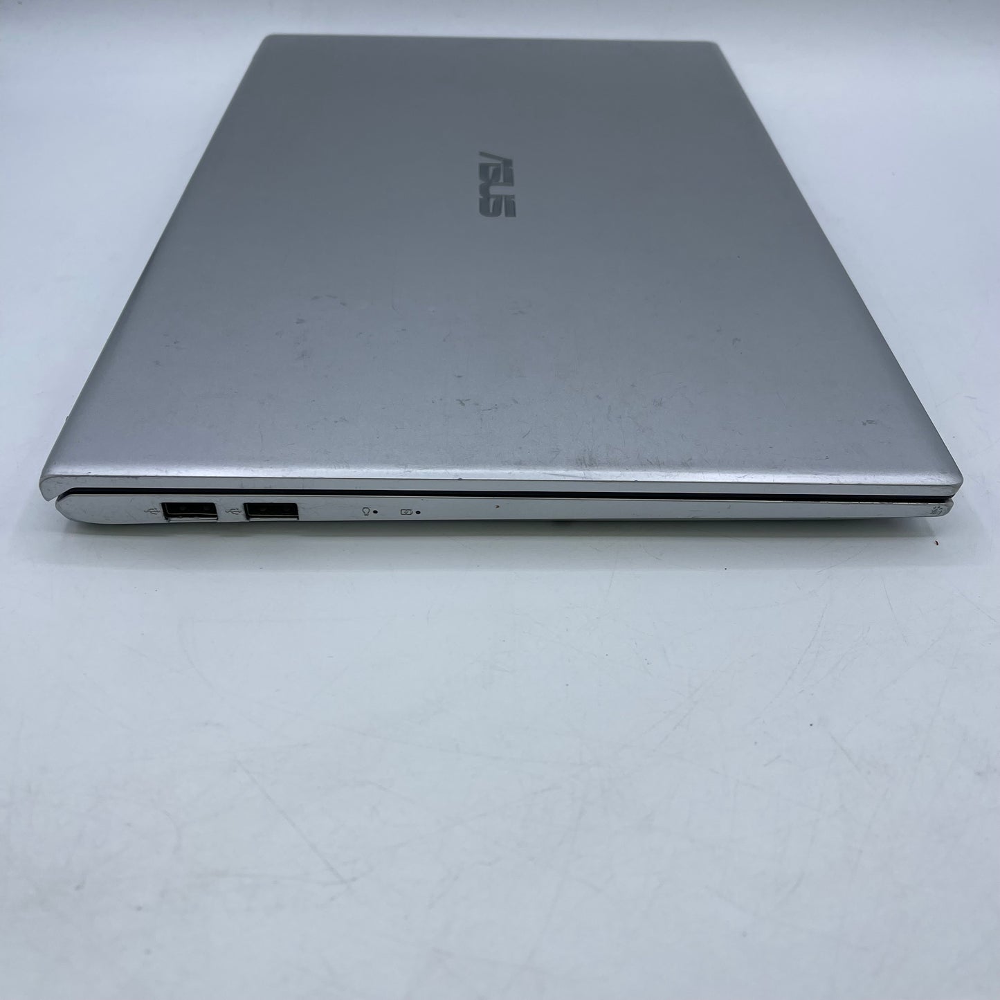 Asus Vivobook 15 X512F 15.6" i5-8265U 1.6GHz 8GB RAM 512GB SSD GeForce MX230