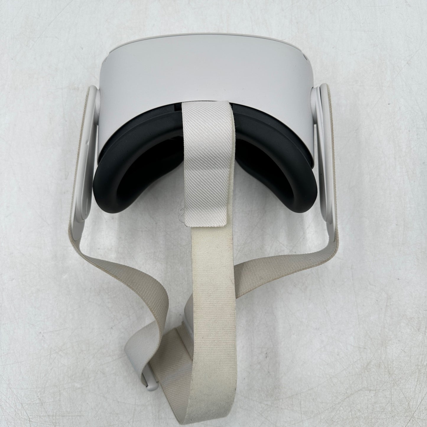 Meta Quest 2 128GB Standalone All-in-One VR Headset KW49CM