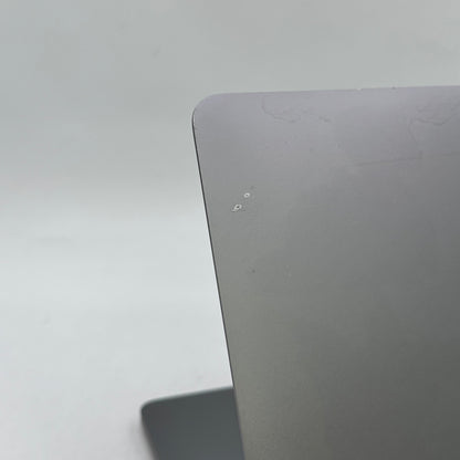 2020 Apple MacBook Pro 13.3" i7 2.3GHz 32GB RAM 2TB SSD Space Gray A2251