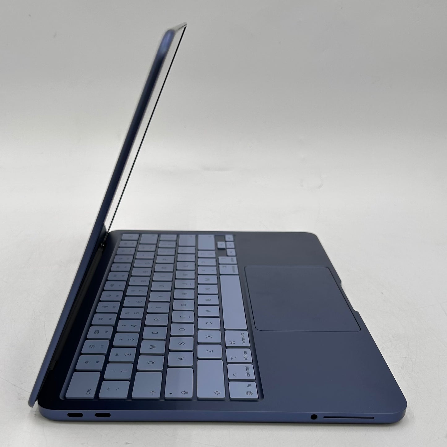 2026 Apple MacBook Neo 13" A18 Pro 5C GPU 4.0GHz 8GB RAM 256GB SSD MHFF4LL/A