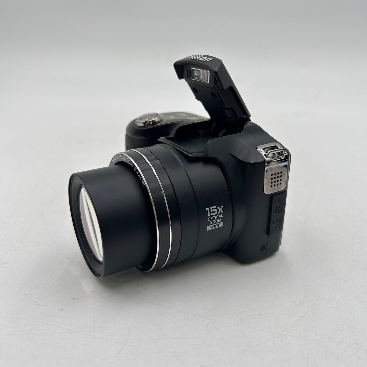 Nikon COOLPIX L100 10.0MP Compact Camera