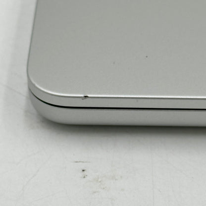2025 Apple MacBook Air 15" M4 10C GPU 4.5GHz 16GB RAM 256GB SSD A3241