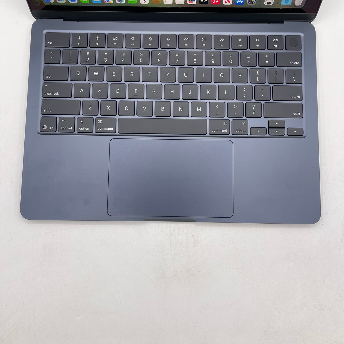 2025 Apple MacBook Air 13.6" M4 8C GPU 4.5GHz 16GB RAM 256GB SSD A3240