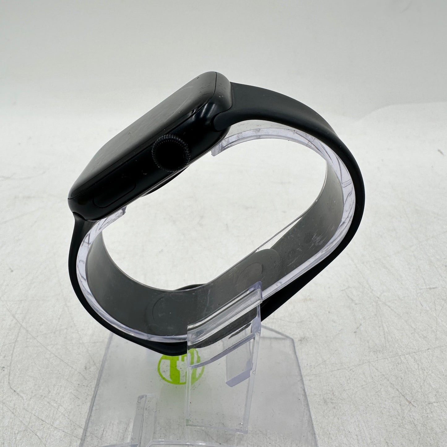 GPS Only Apple Watch SE 2nd Gen 44MM Black Aluminum Black Sport Band A2723