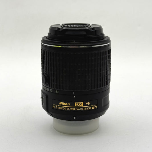 Nikon AF-S DX NIKKOR 55-200mm f4-5.6G ED VR II Zoom Lens F-Mount