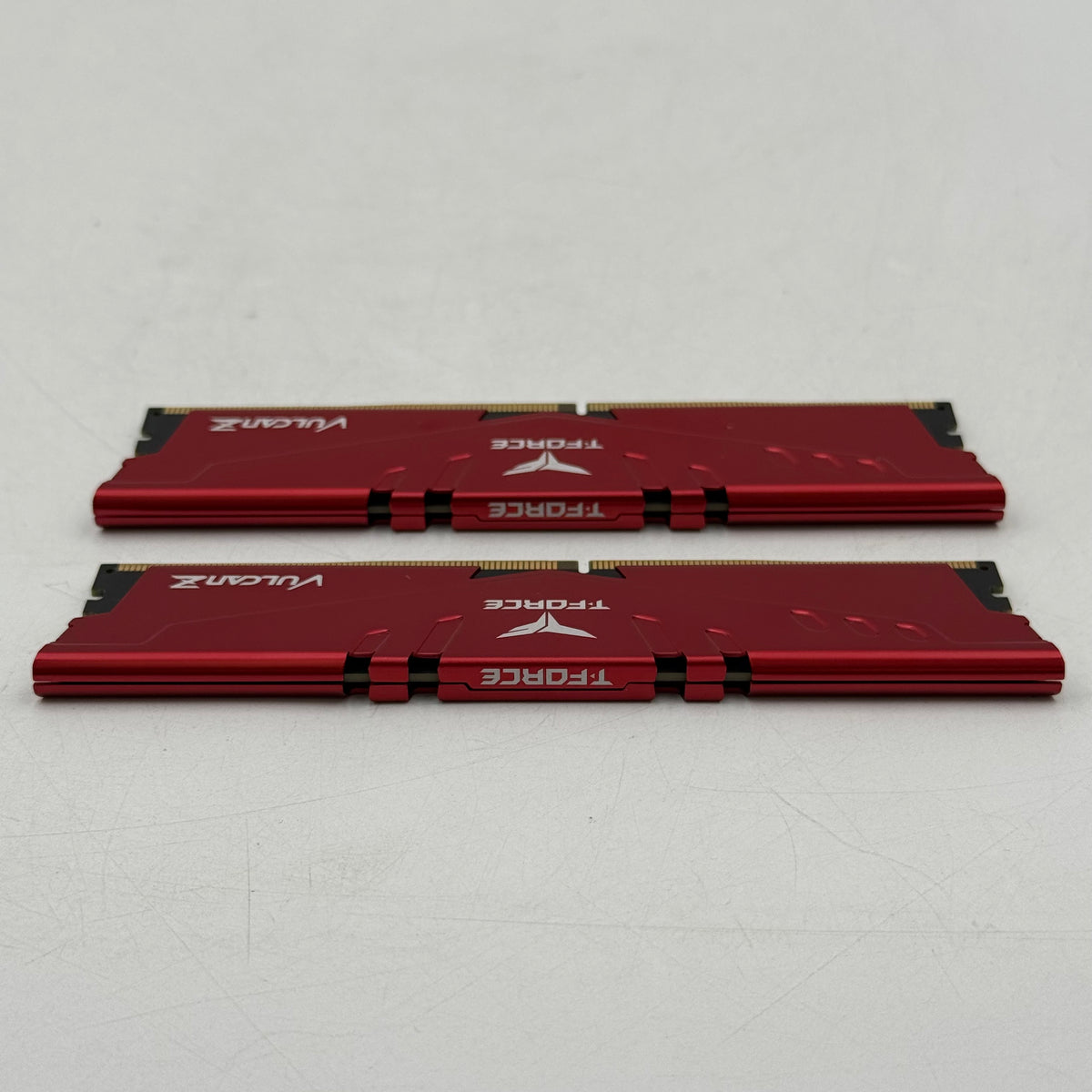 TeamGroup T-Force Delta RGB 16GB (2x8GB) RAM DDR5 6000MHz TLZRD48G3200HC16FBK