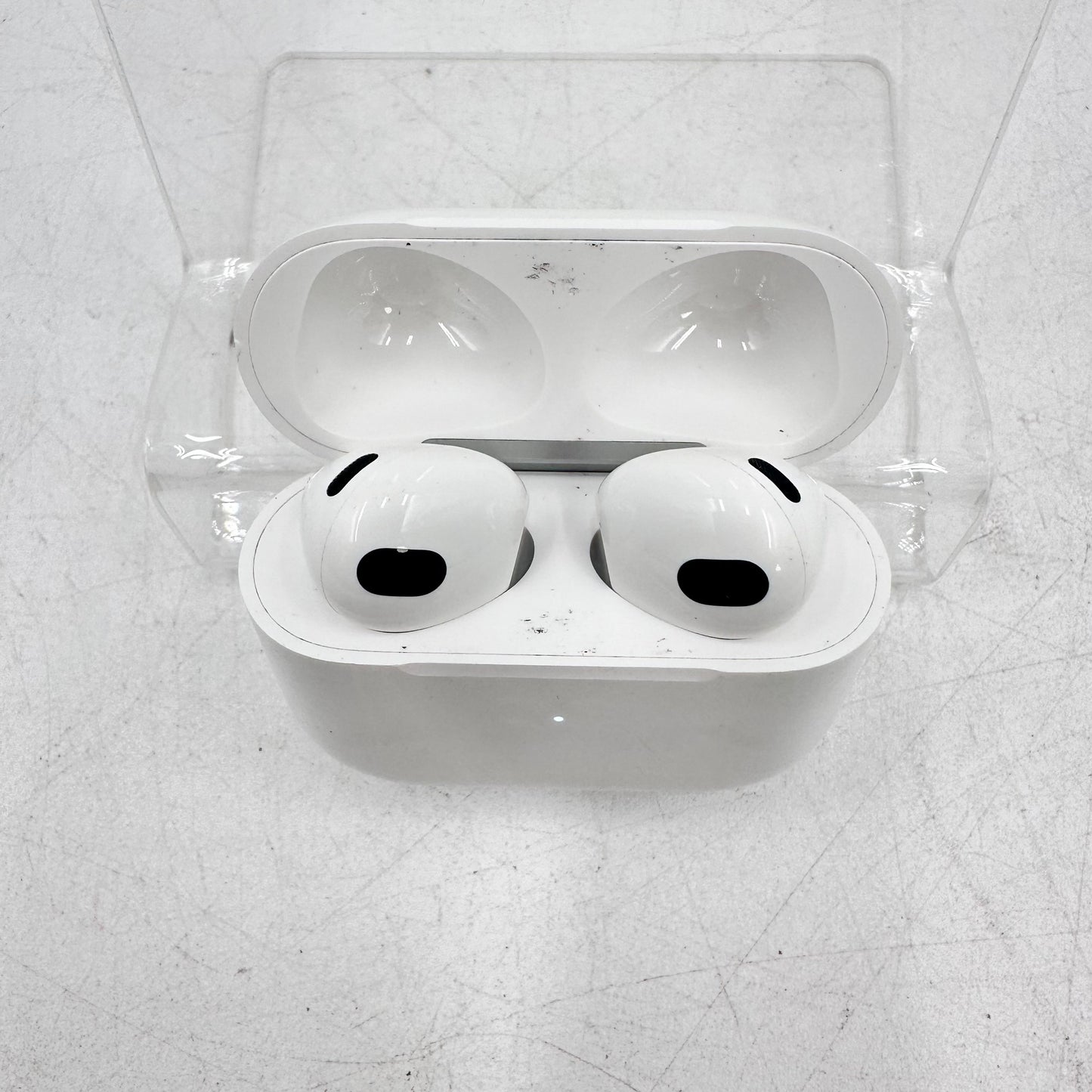 Apple AirPods 3rd Gen A2897 w/ Lightning Charging Case