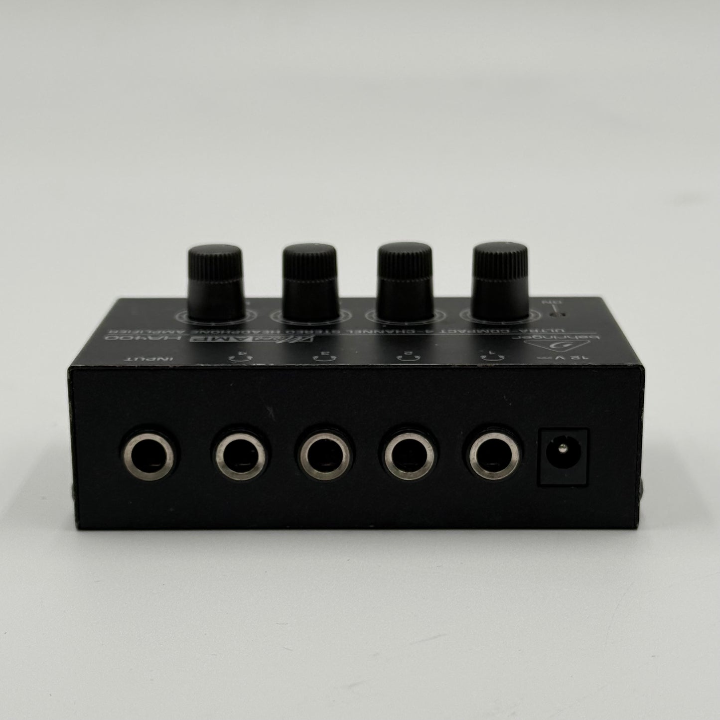 Behringer Micro Amp Ultra Compact 4-Channel Stereo Headphone Amplifier HA400