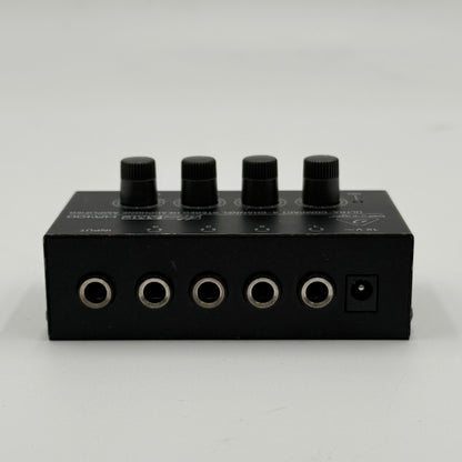 Behringer Micro Amp Ultra Compact 4-Channel Stereo Headphone Amplifier HA400