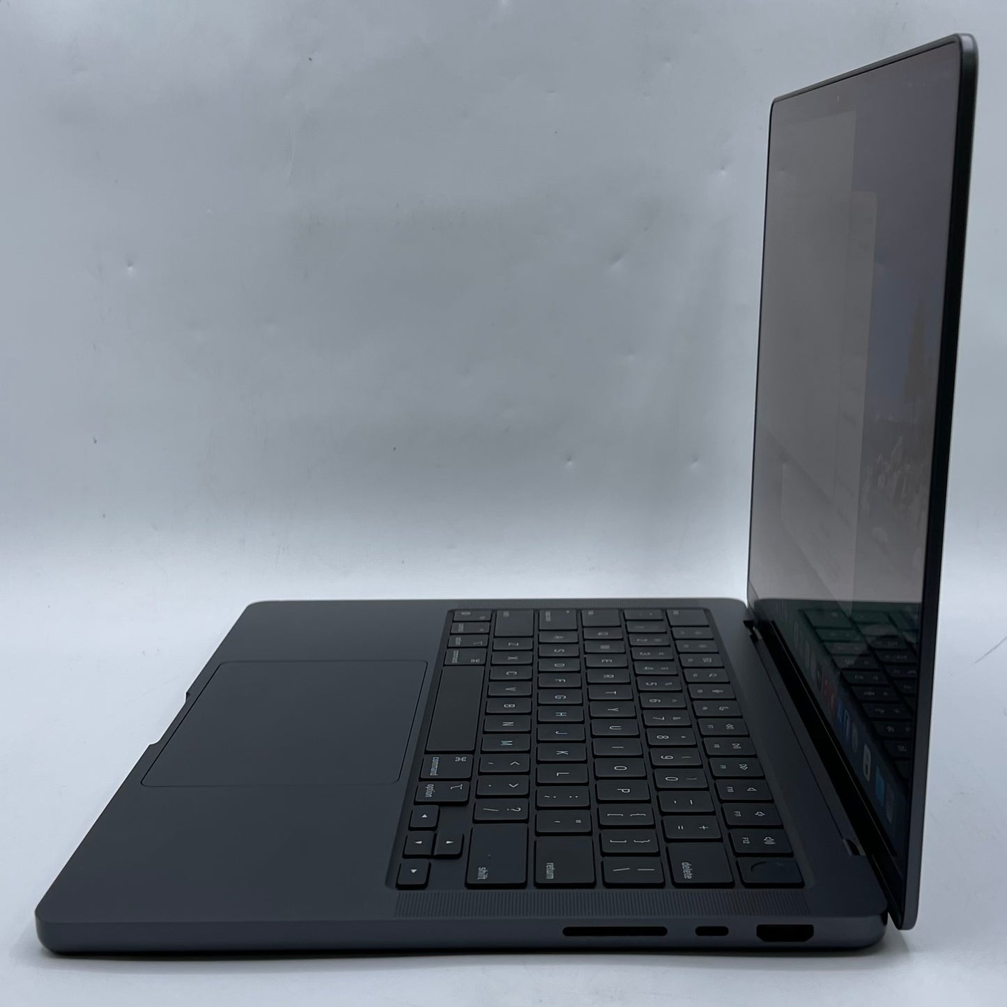 2024 Apple MacBook Pro 14" M4 10C GPU 4.5GHz 16GB RAM 512GB SSD A3112
