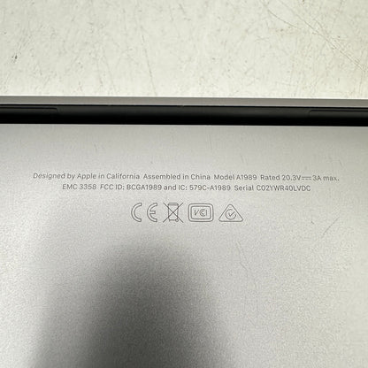 2019 Apple MacBook Pro 13.3" i5 2.4GHz 8GB RAM 256GB SSD Space Gray A1989