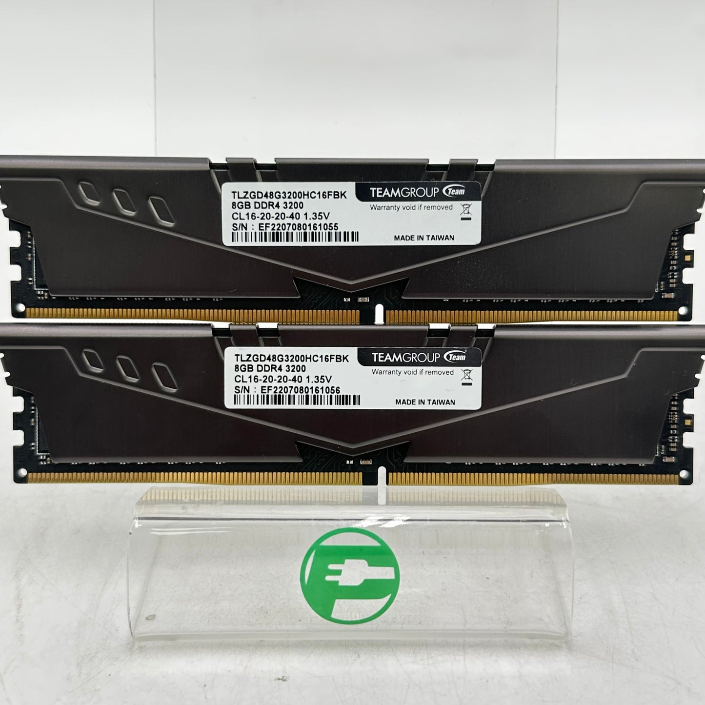 TeamGroup T-Force Vulcan 16GB (2x8GB) RAM DDR4 3200MHz TLZGD48G3200HC16FBK