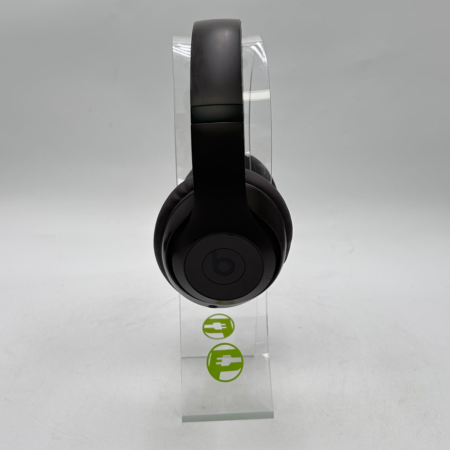 Beats Studio Pro Wireless Over-Ear Bluetooth Headphones Deep Brown A2924
