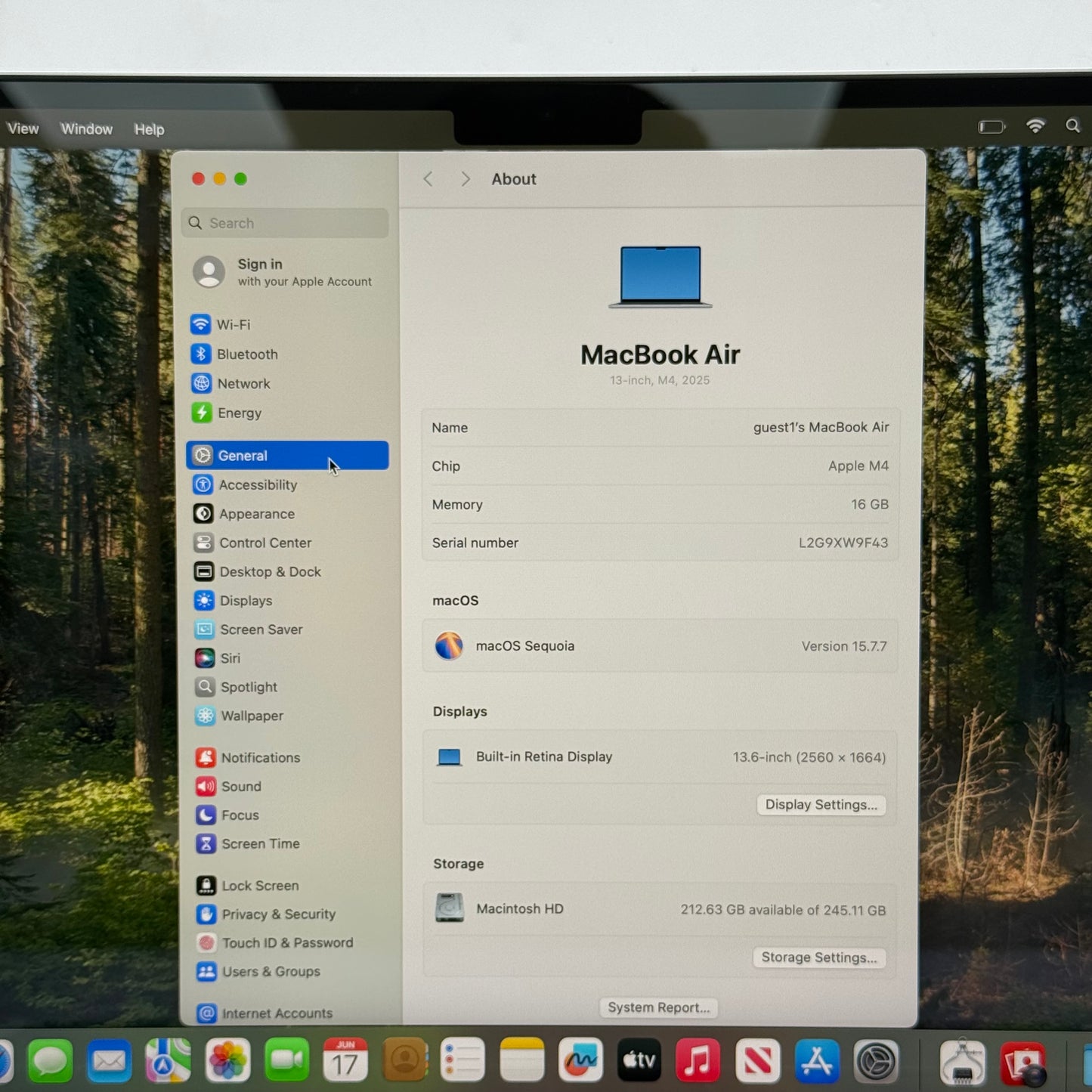 2025 Apple MacBook Air 13" M4 8C GPU 4.5GHz 16GB RAM 256GB SSD A3240