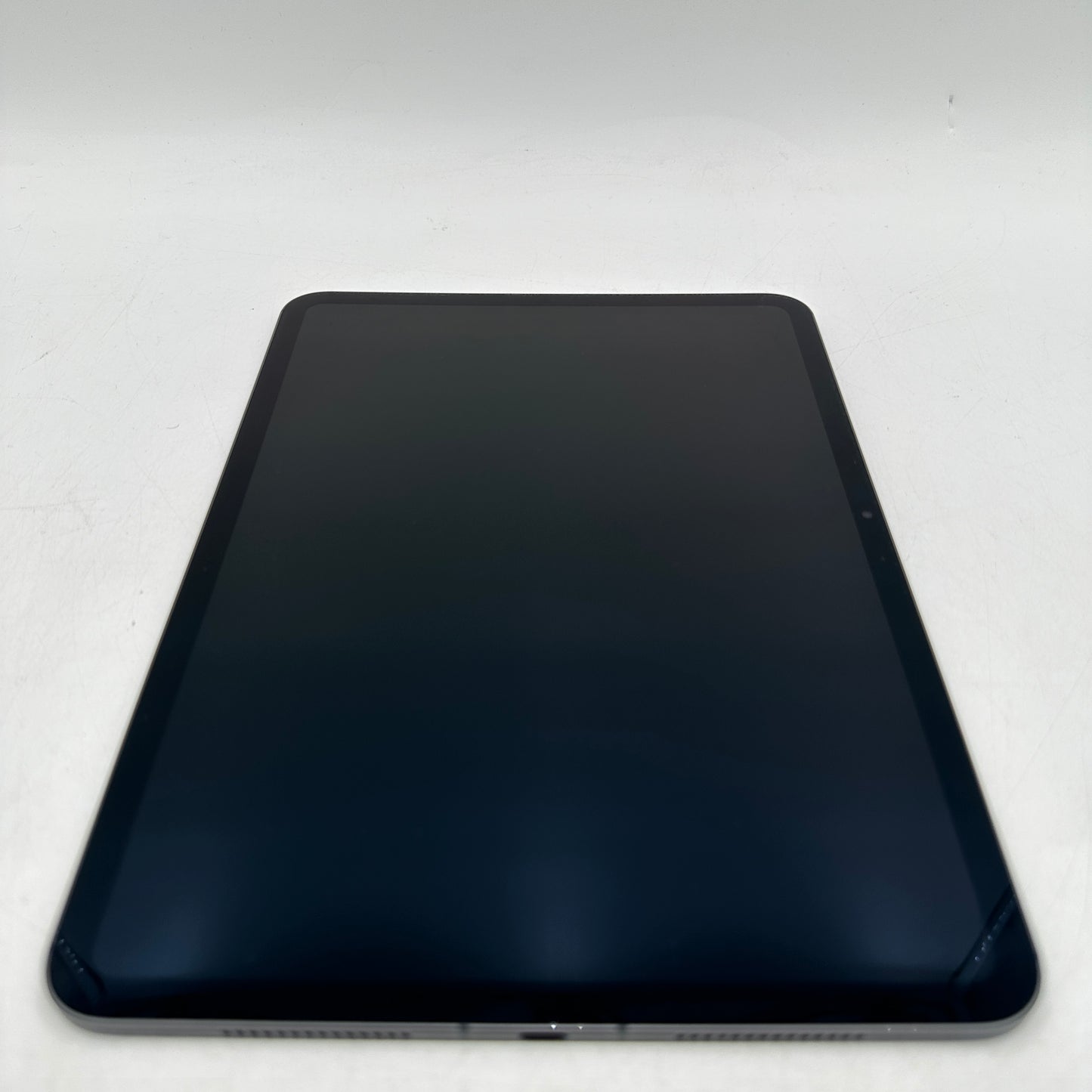 Unlocked Apple iPad Pro 11" M4 256GB Space Gray MVW13LL/A w/ Smart Folio Case