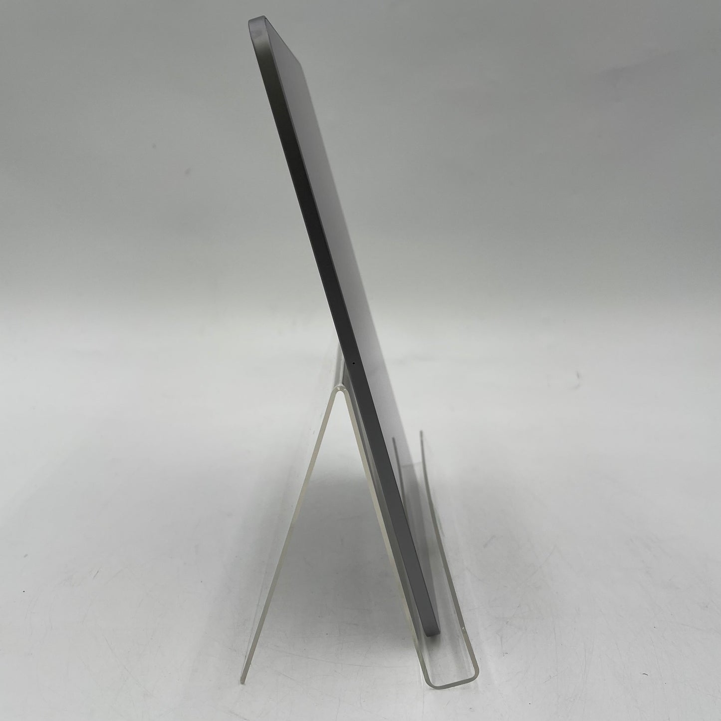 WiFi Only Apple iPad Pro 11" 4th Gen 512GB Silver MNXH3LL/A