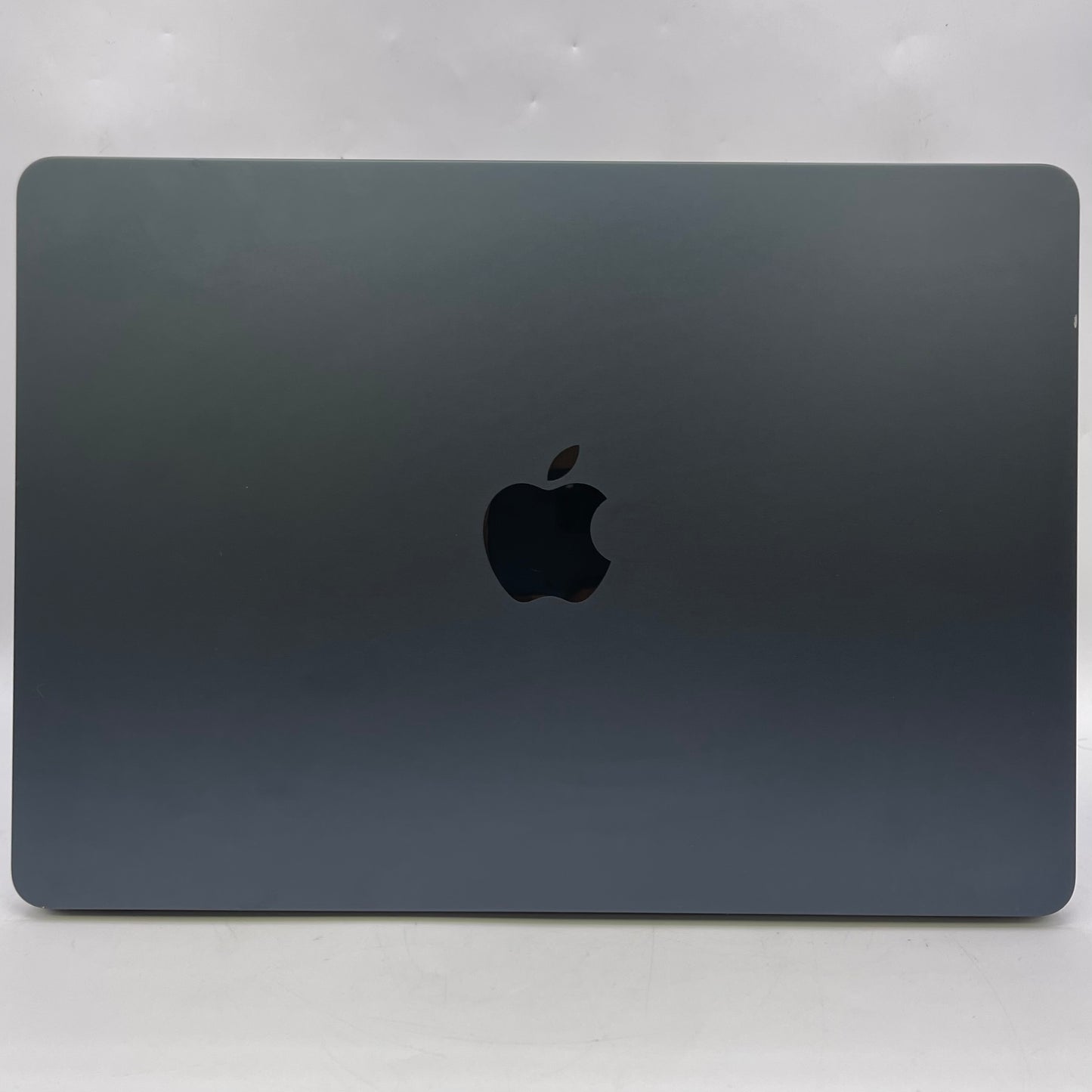 2022 Apple MacBook Air 13.6" M2 3.5GHz 8GB RAM 512GB SSD A2681