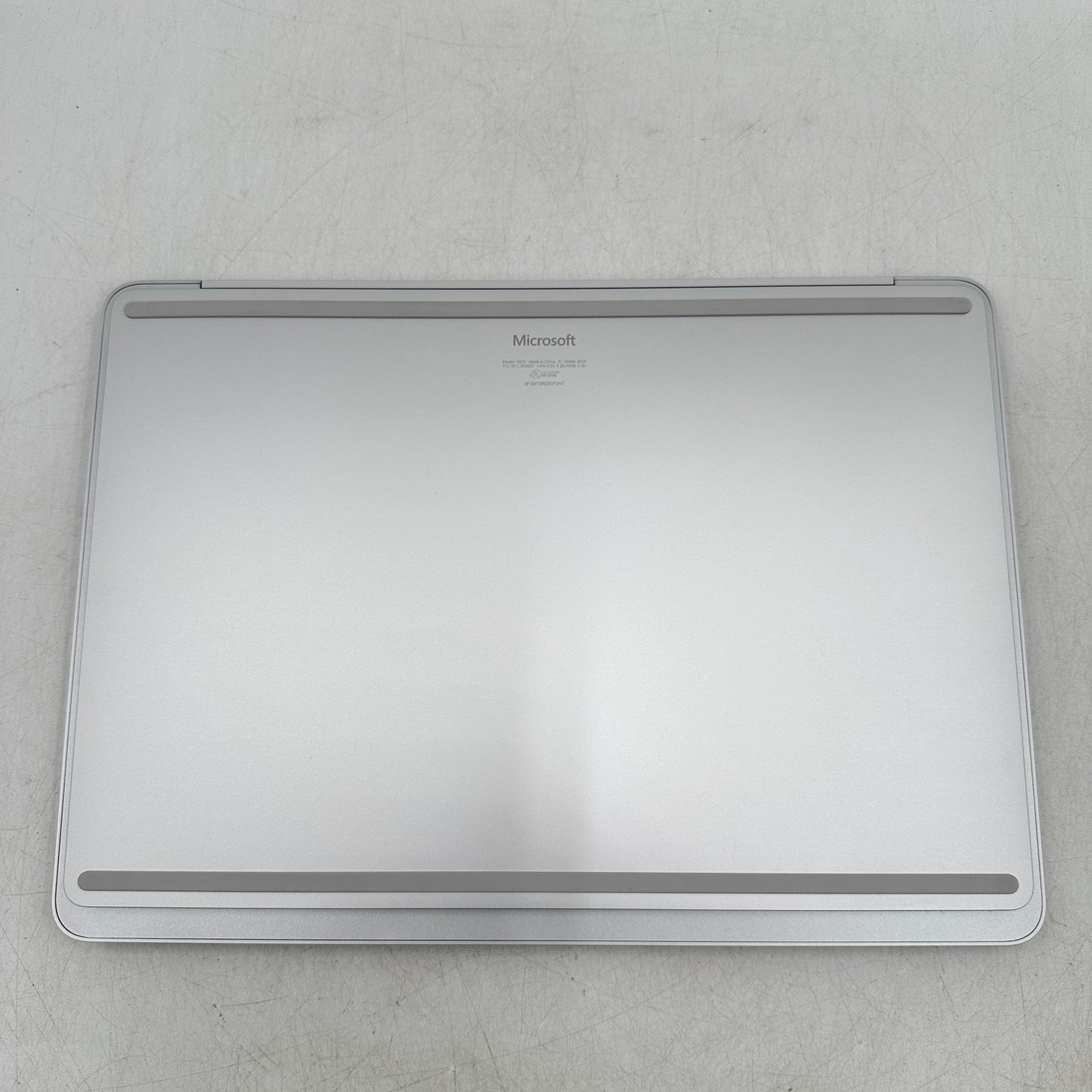 Microsoft Surface Laptop Studio 2 2029 14.4" i7-13800H 32GB RAM 1TB SSD RTX 4050