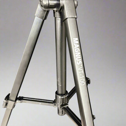 Magnus VT-100  Tripod System with 2-Way Pan Head VT100