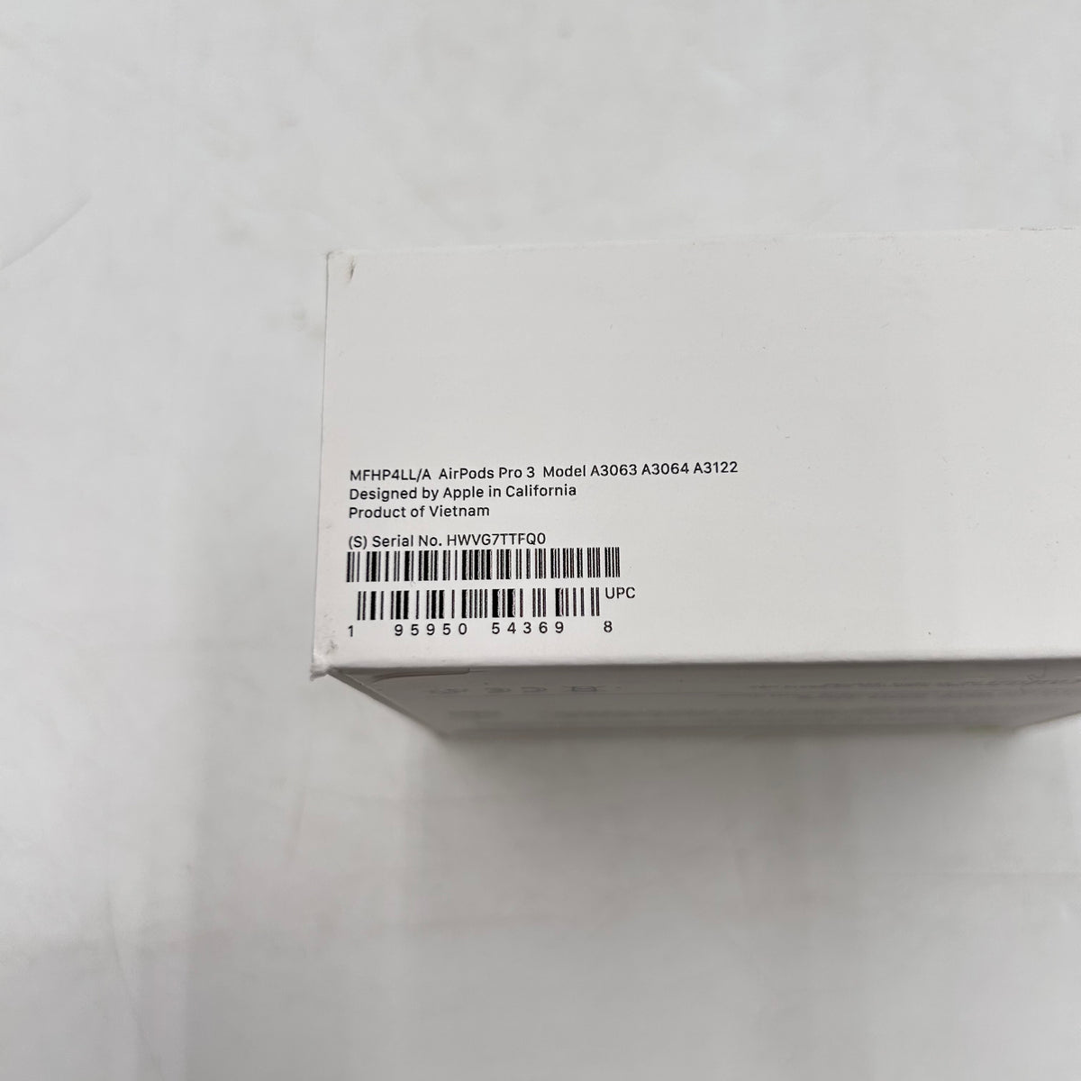 New Apple AirPods Pro 3rd Gen with MagSafe Charging Case MFHP4LL/A