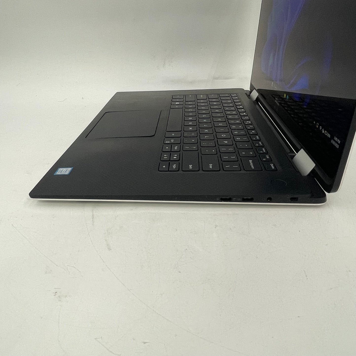 Dell XPS 15 9575 15.6" i7-8705G 3.1GHz 16GB RAM 256GB SSD