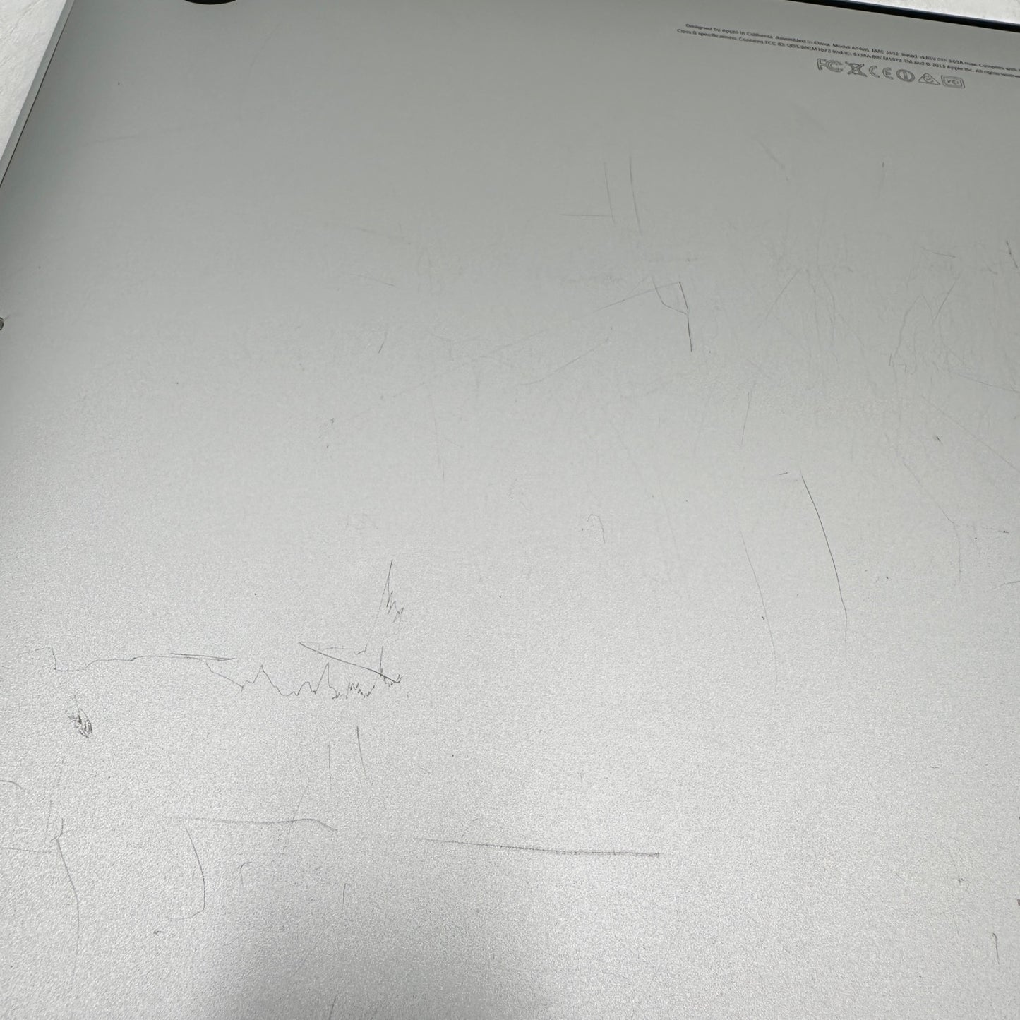 2014 Apple MacBook Air 13.3" i5-4260U 1.4GHz 4GB RAM 128GB SSD Silver A1466