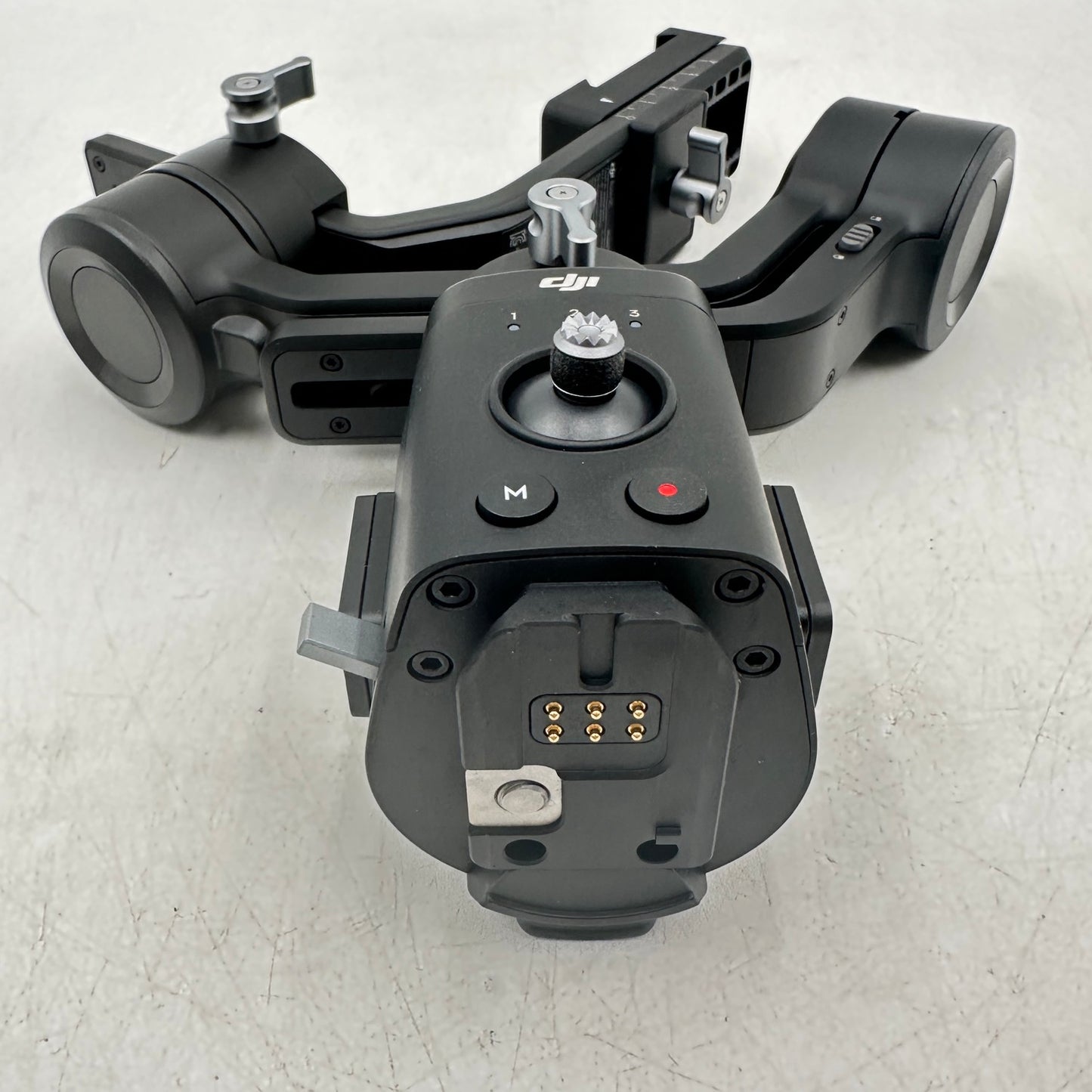 DJI Ronin SC  3-Axis Gimbal Camera Stabilizer R18